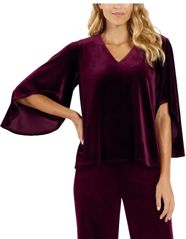 Daniella Pullover Top