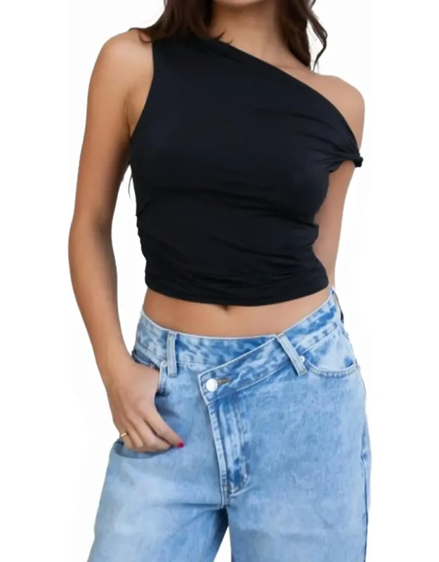 Eloise Top