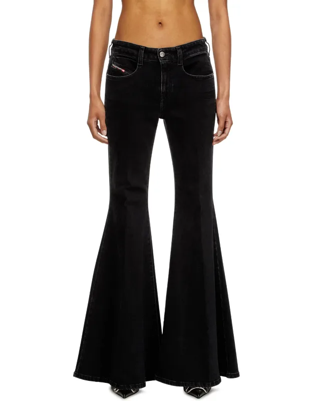 Flare Jeans