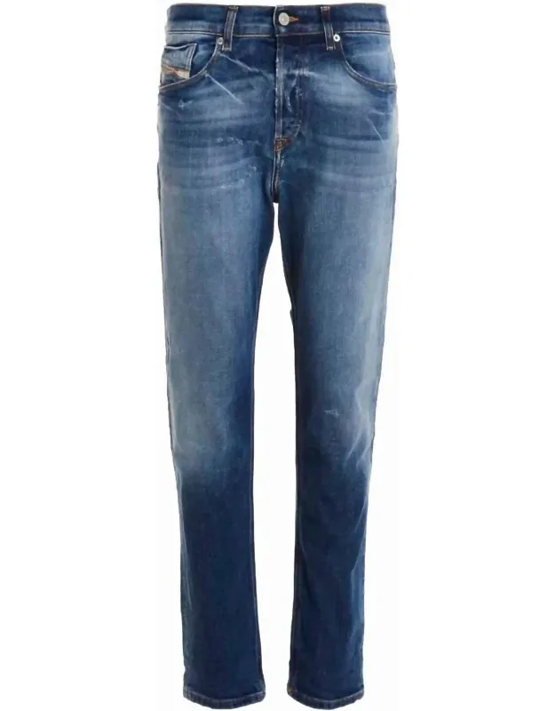 D-fining Stretch Tapered Fit Denim Jeans