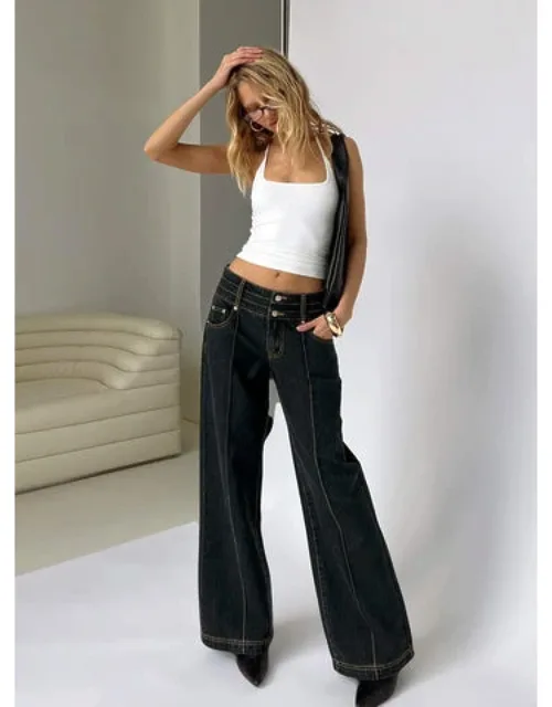 Low Rise Wide Leg Cargo Jeans