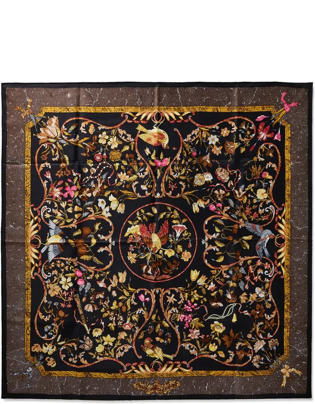 'pierres D\'orient Et D\'occident Silk Scarf'