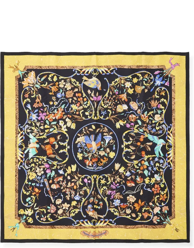 'pierres D\'orient Et D\'occident Silk Scarf'
