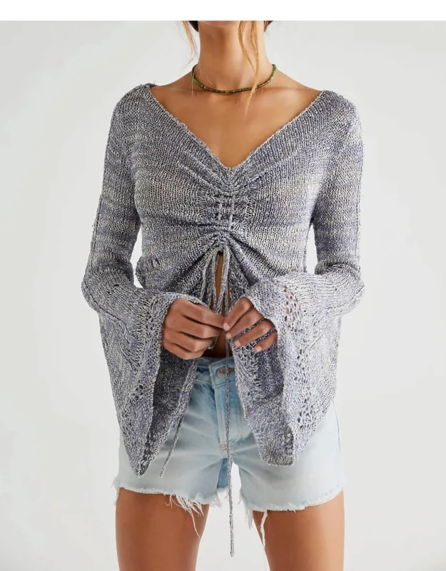Zinnia V-neck Long Sleeve Top