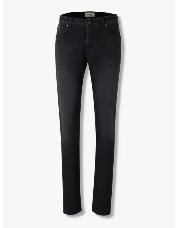 Straight Jeans