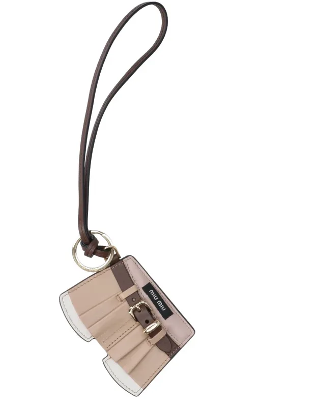 Mini Skirt Keychain Trick