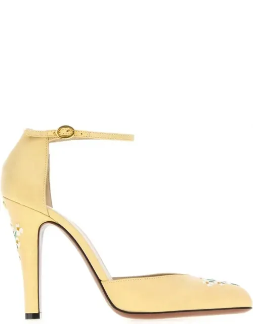Heeled Shoes