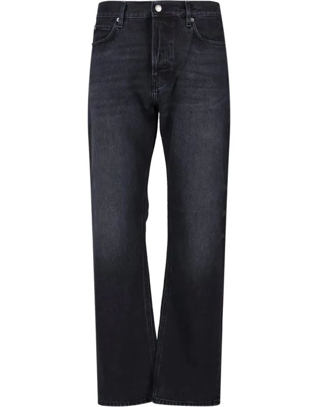Straight Jeans