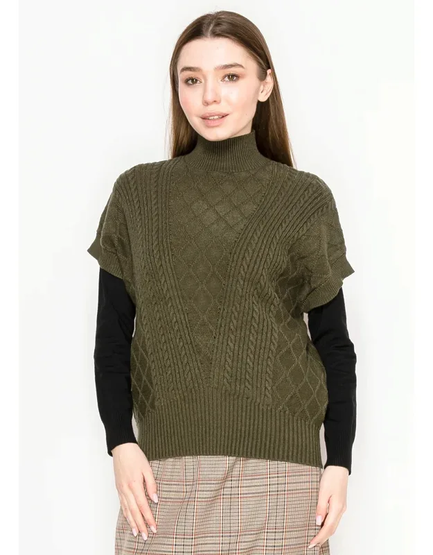 Sleeveless Turtleneck Sweater Vest