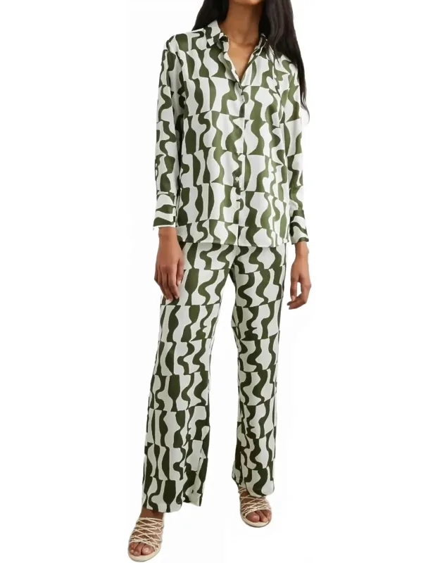 Damani Pant - Luxurious Viscose Blend, Wide-leg Design
