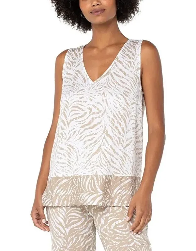 Top With Side Slit V-neck Sleeveless