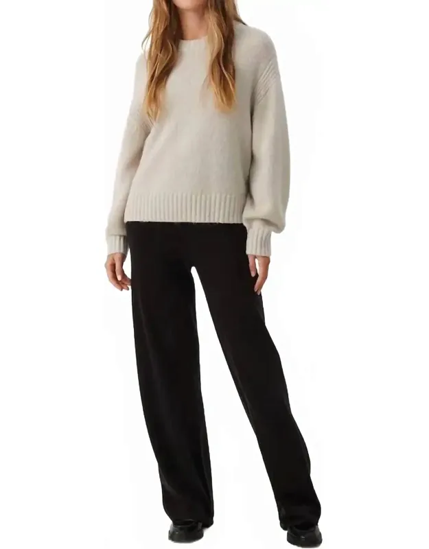 Knit Pullover