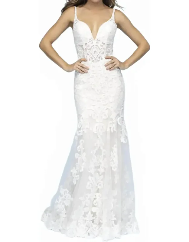Sleeveless Wedding Dress