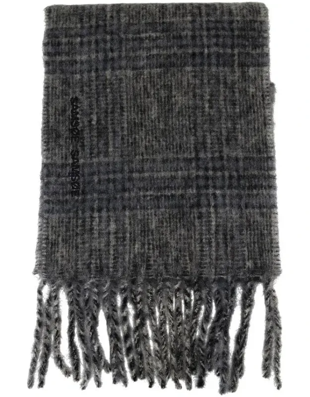 Alex Scarf