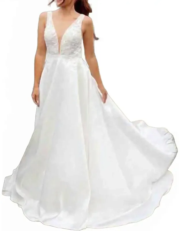 Elegant A-line Wedding Dress