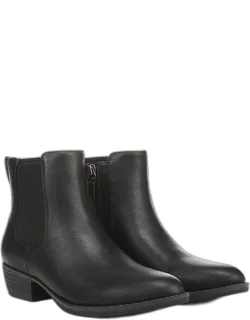 Mara Chelsea Boots