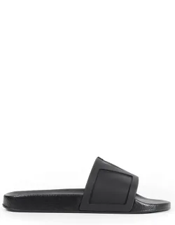 Sandals & Slides