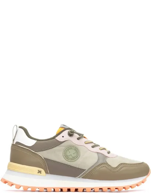 Round Toe Sneakers