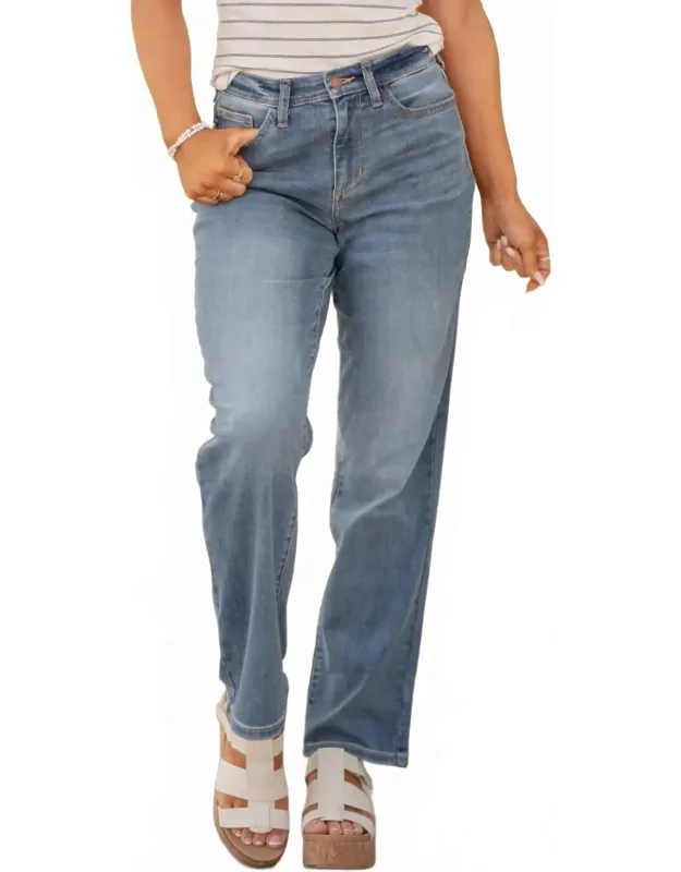 Classic Straight Leg Relaxed Non Distressed Jeans