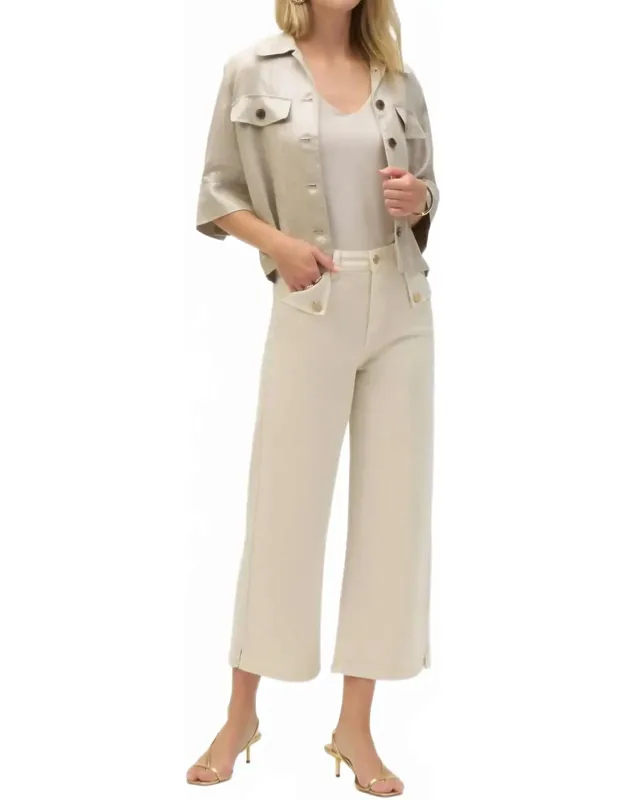 Wide-leg Trousers