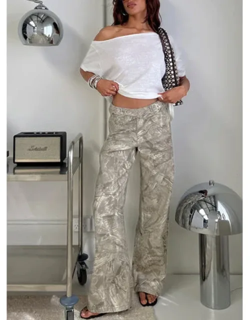 Mid Rise Wide Leg Jeans