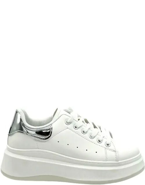 Leros Comfort Sneakers