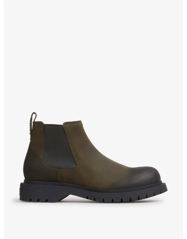 Chelsea Boots