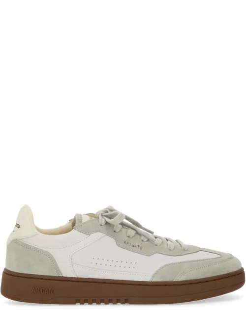 "says T-toe" Sneaker