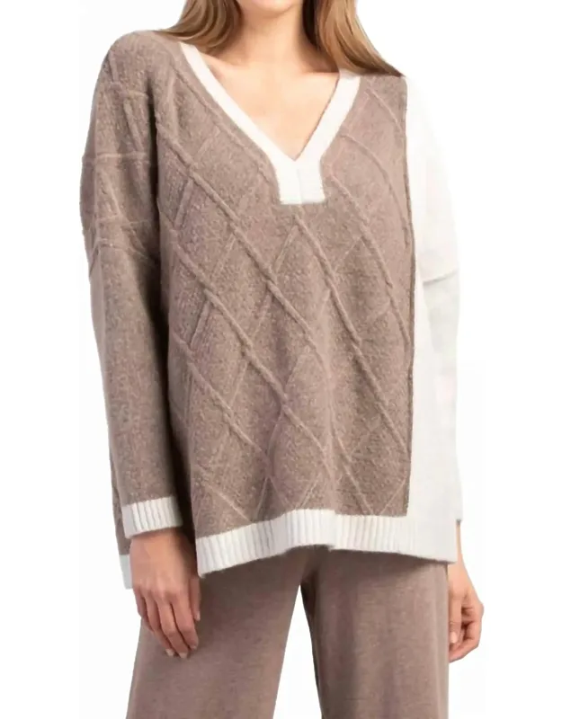 Cable Knit V-neck Tunic Sweater