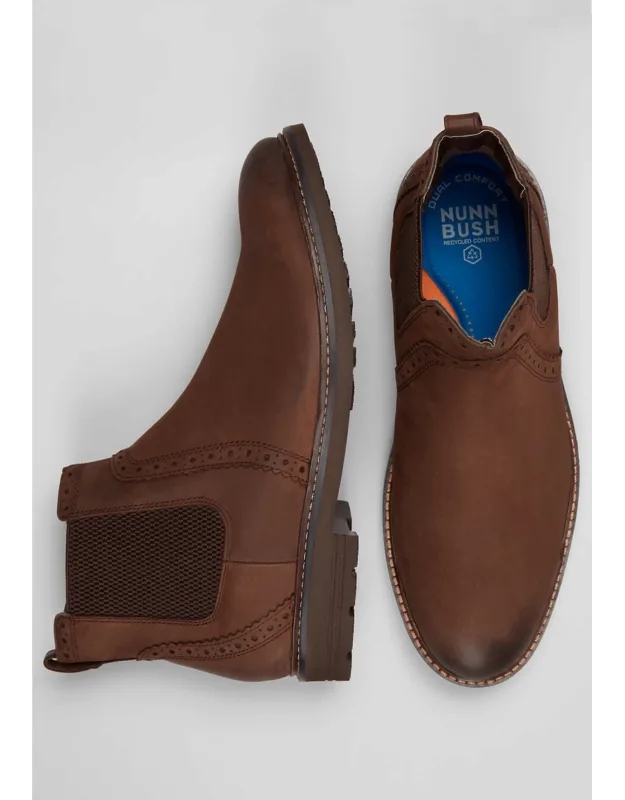 Otis Ii Plain Toe Chelsea Boots