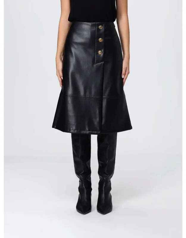 _skirt With Elegant Design_