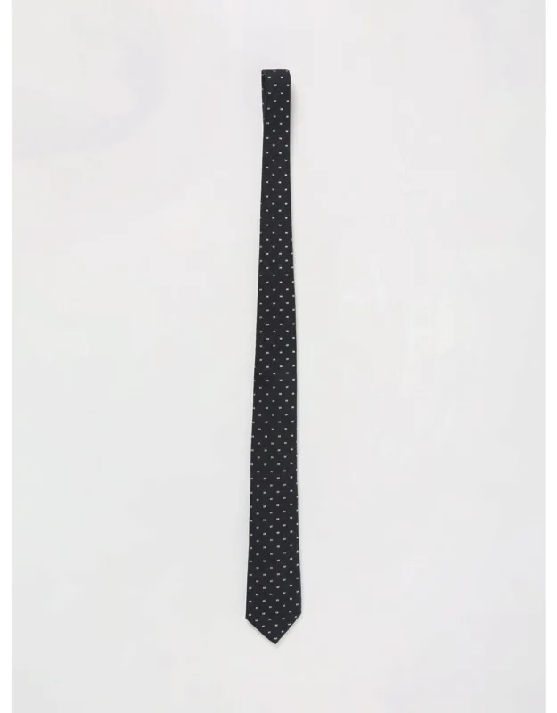 Tie
