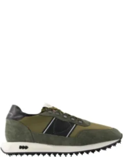 Tour Low Sneakers