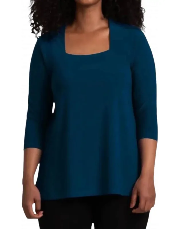 Square Neck 3/4 Sleeve Top