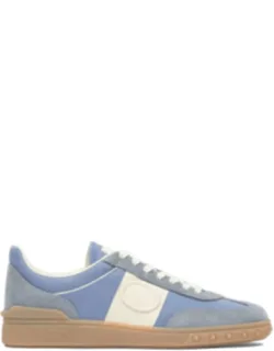Upvillage Sneakers