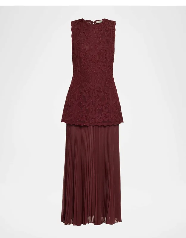Auryn Appliqué Sleeveless Midi Dress