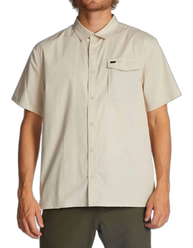 Surftrek Tech Upf 50+ Short Sleeve Shirt