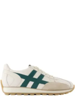H671 Sneakers - Smooth Calfskin, Rubber Sole