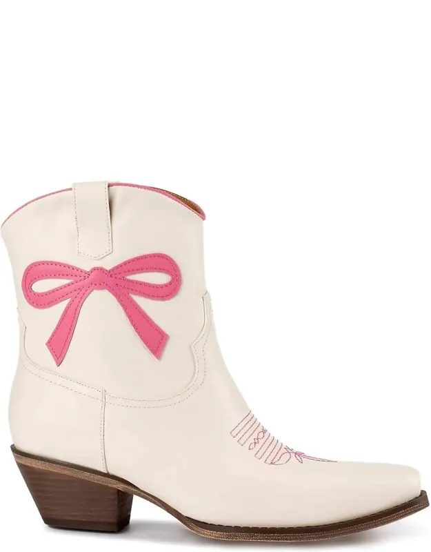 Minnie Pearl Western Boots
