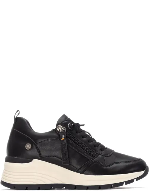 Casual Sneakers Refresh Collection