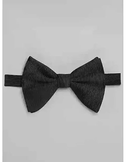 Teardrop Pre-tied Bow Tie