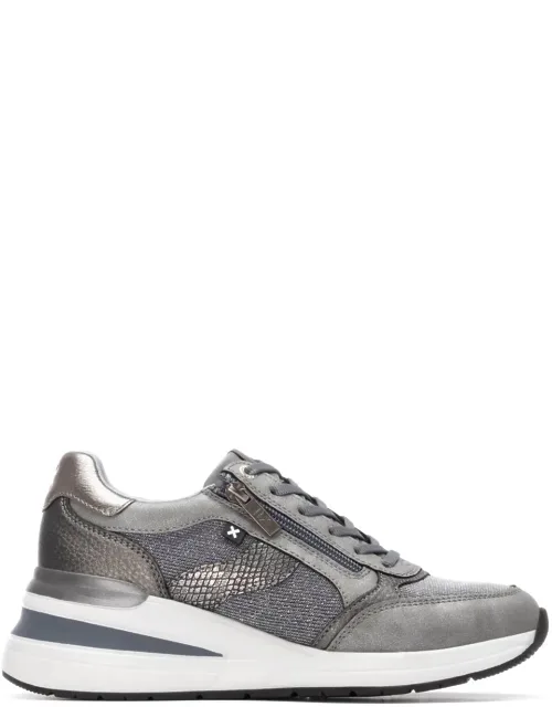 Casual Sneakers