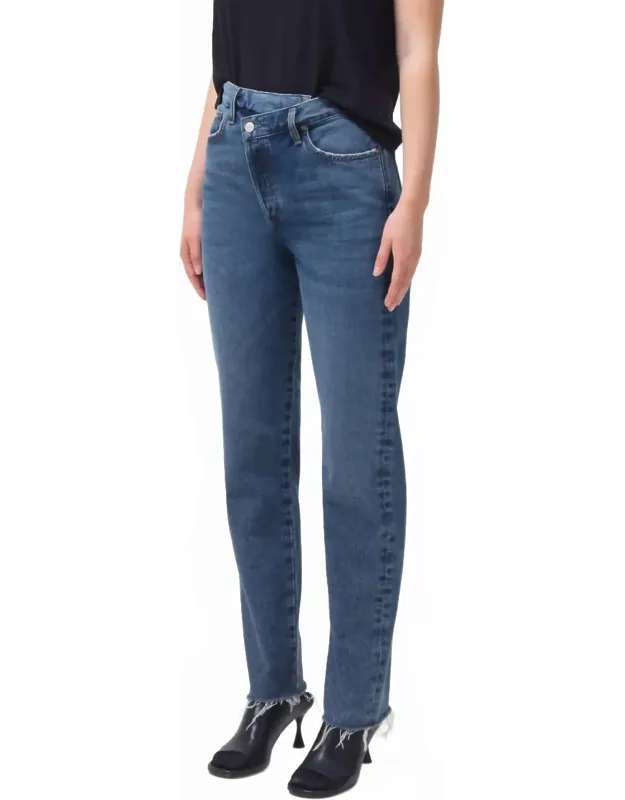 Criss Cross Straight Jeans