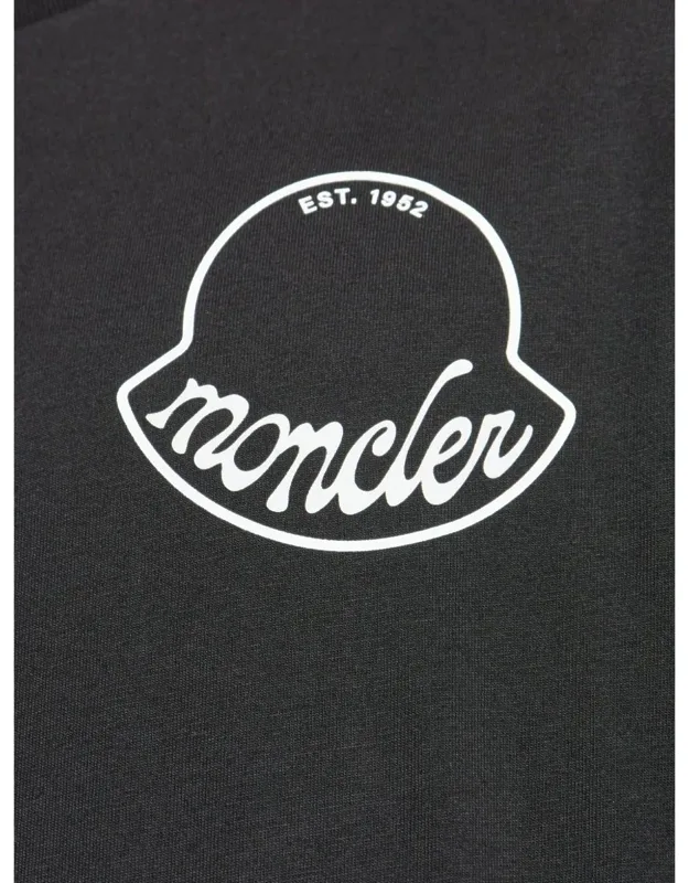 S T-shirt