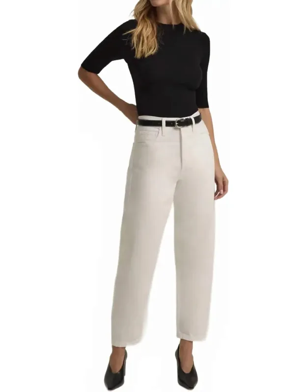 Mid Rise Barrel Jeans