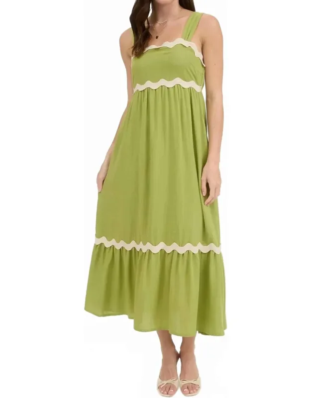 Trim And Ruffled Bottom Midi Dress