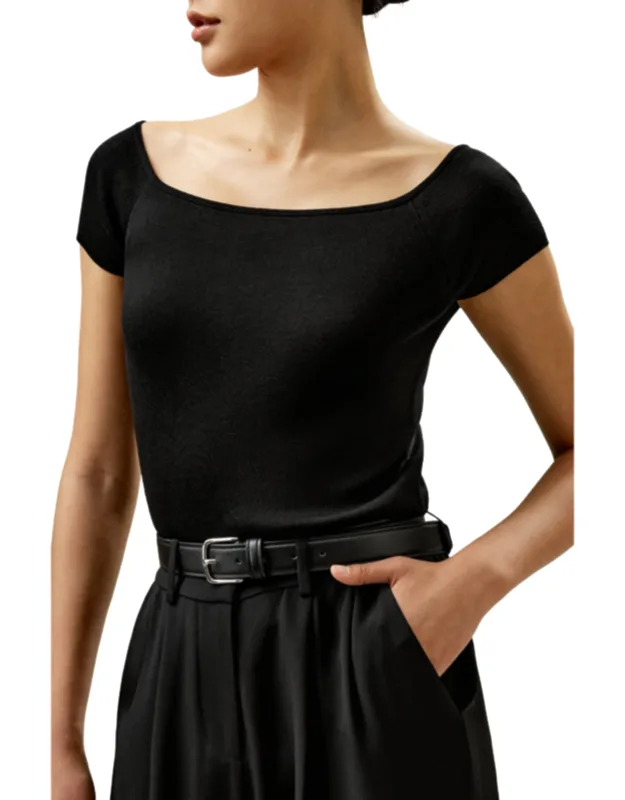 Off-shoulder Sweater Top