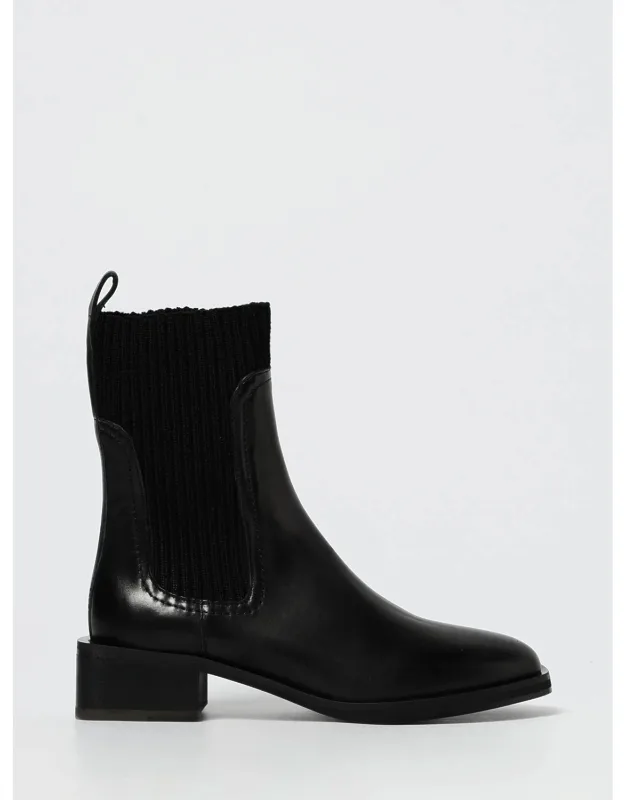 Flat Ankle Boots