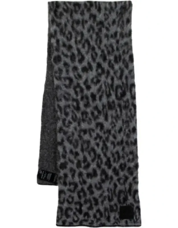 Hannah Scarf