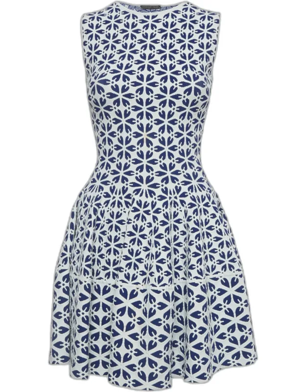 Floral Pattern Stretch Knit Mini Dress
